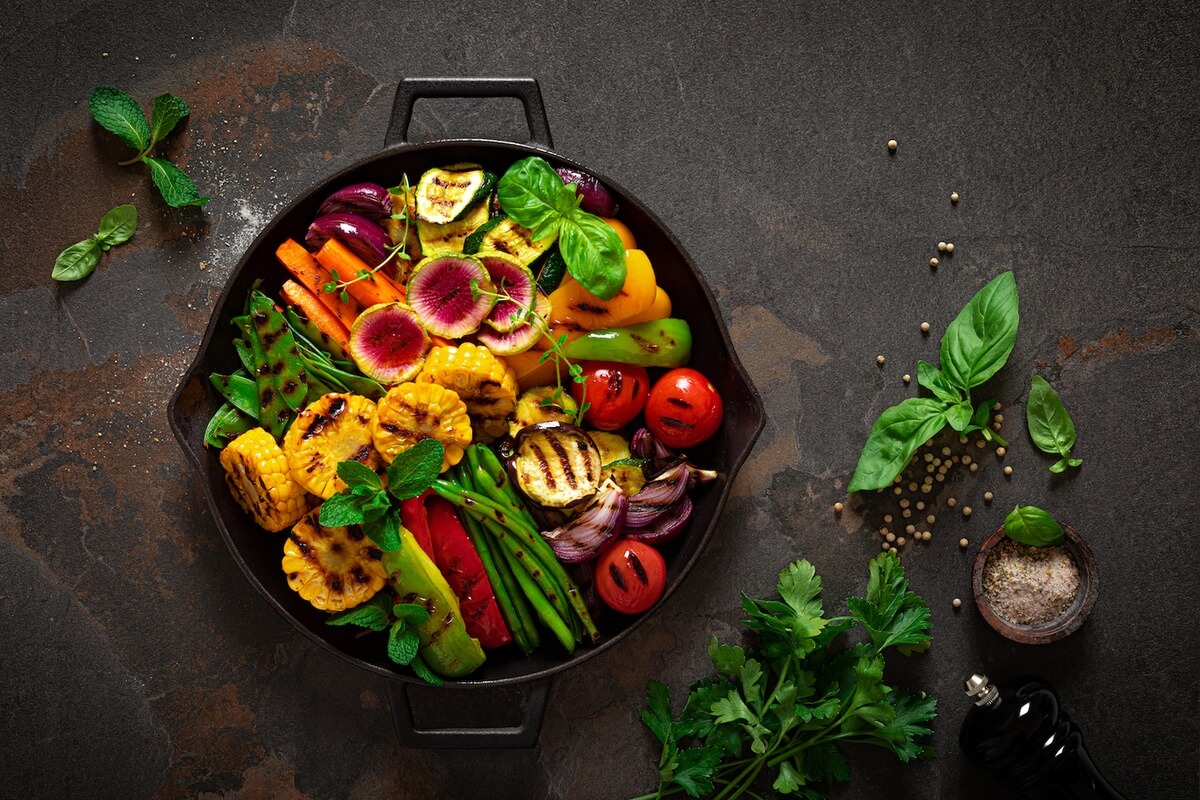 wegetariańskie restauracje Kraków - grillowane warzywa na patelni