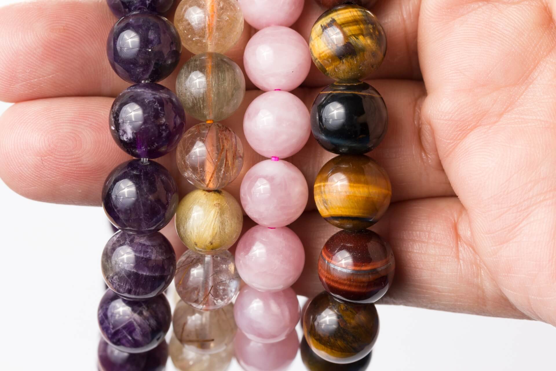 jakie kamienie warto nosić jako bransoletka